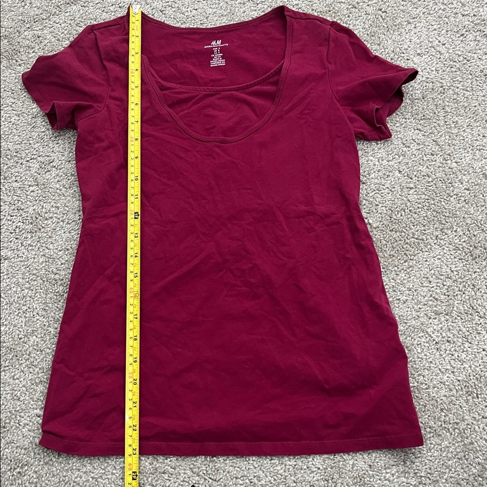 Set of 2 H&M maternity nursing tshirts - Picture 5 of 7